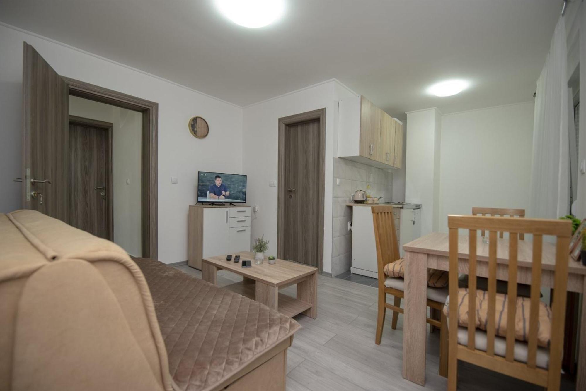 Apartment Miske Ivanica Pokoj fotografie